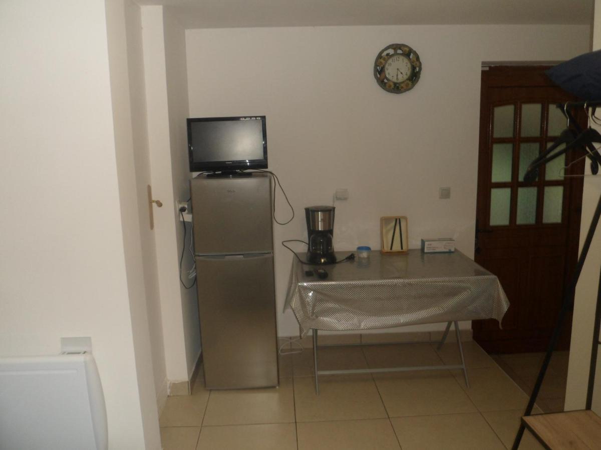 Siros Apartment Iron Luaran gambar