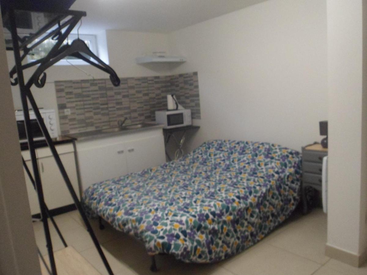Siros Apartment Iron Luaran gambar